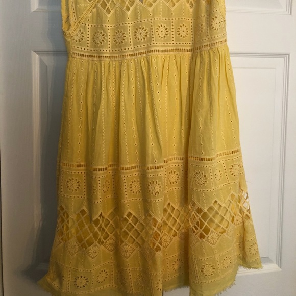 Dress - Picture 4 of 4